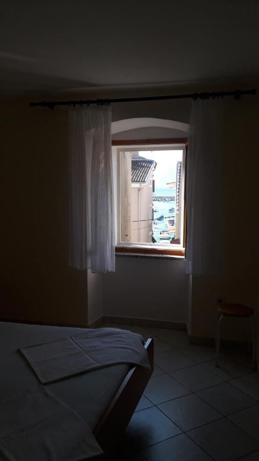 Apartman Dinka Baška Zewnętrze zdjęcie